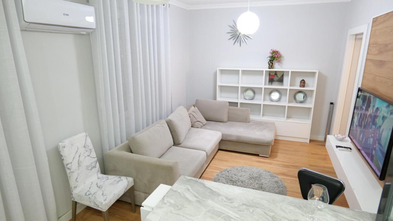 City Center Apartment Niko 04 Tirana Exterior photo