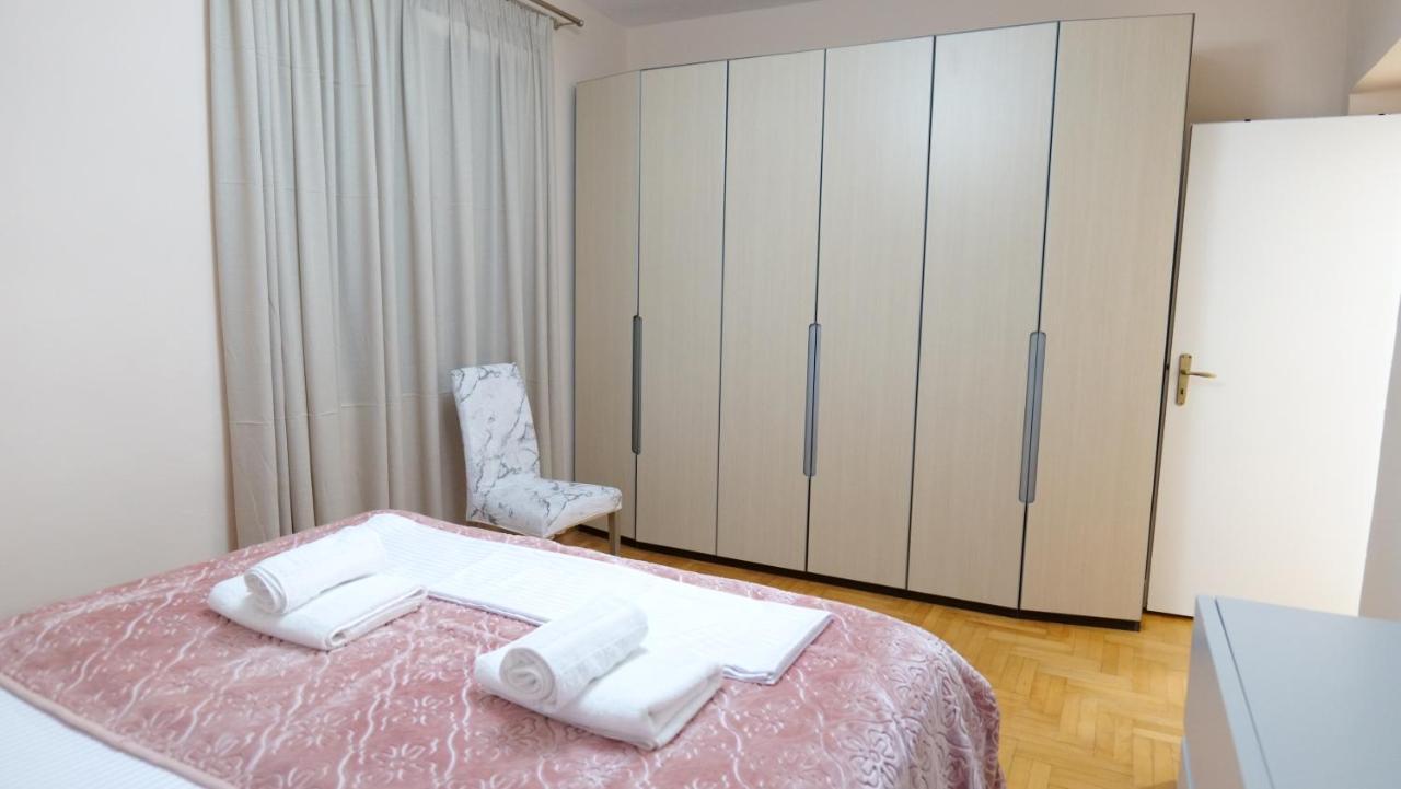 City Center Apartment Niko 04 Tirana Exterior photo