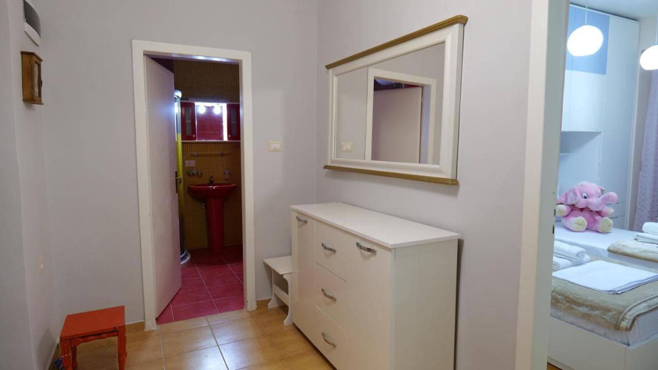 City Center Apartment Niko 04 Tirana Exterior photo